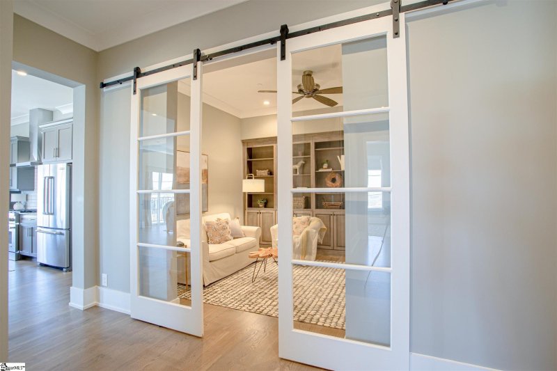 Property image 4 at 110 N Markley Place, Greenville, SC 29601