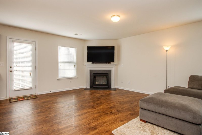 Property image 4 at 109 WILLOW GROVE Way, Piedmont, SC 29673