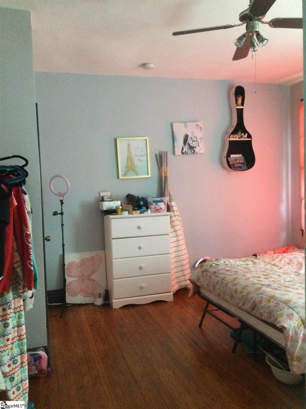 Property image 3 at 210 Carlisle Street, Spartanburg, SC 29306