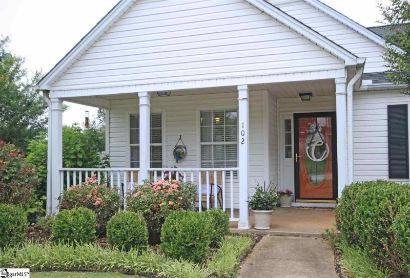 Property image 2 at 102 Revis Creek Court, Simpsonville, SC 29681
