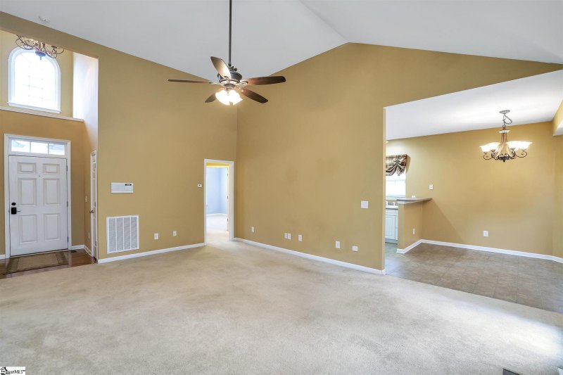 Property image 2 at 387 Sandpiper Drive, Boiling Springs, SC 29316