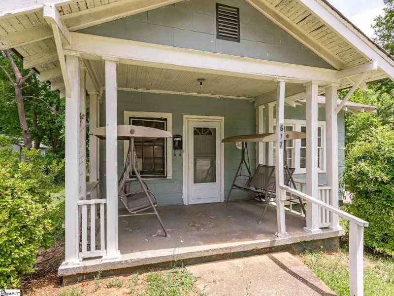Property image 2 at 617 S Irwin Avenue, Spartanburg, SC 29306-3336