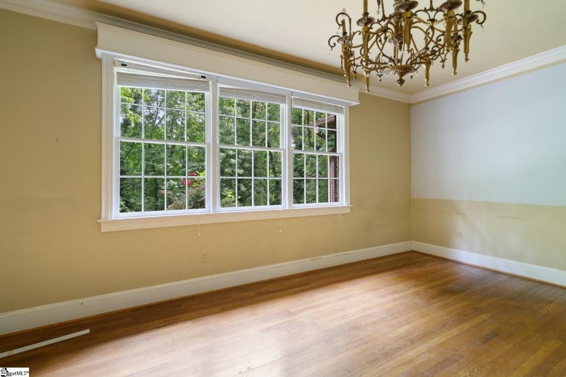 Property image 3 at 110 Fernwood Lane, Greenville, SC 29607