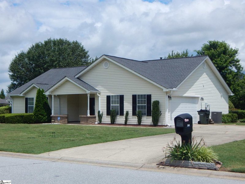 Property image 2 at 340 Cornelson Drive, Greer, SC 29651