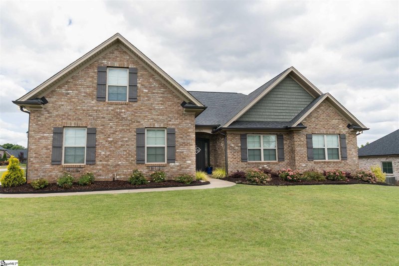 Property image 2 at 325 E Story Bush Lane, Inman, SC 29349