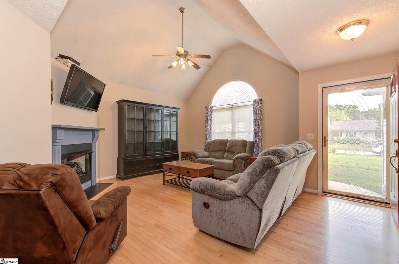 Property image 3 at 10 Duck Pond Lane, Fountain Inn, SC 29644