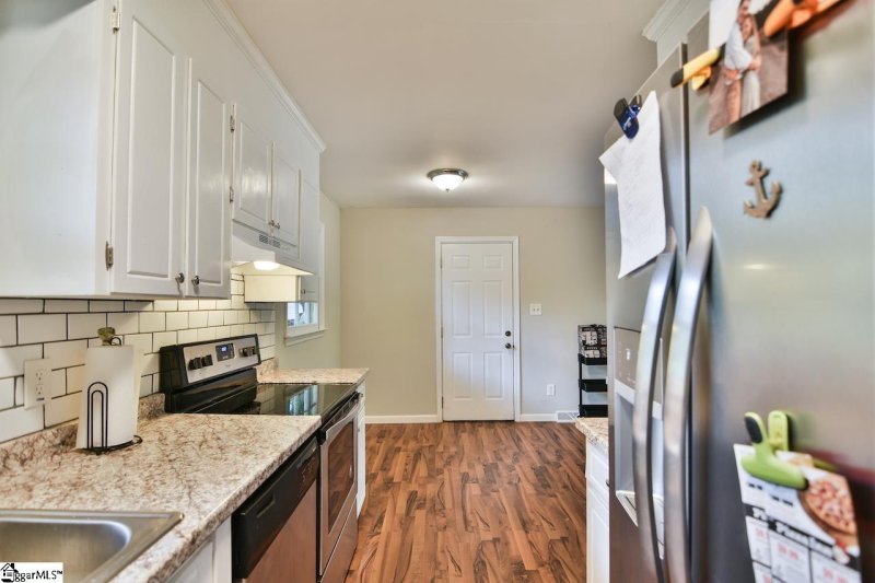 Property image 5 at 142 Cannon Circle, Wellford, SC 29385