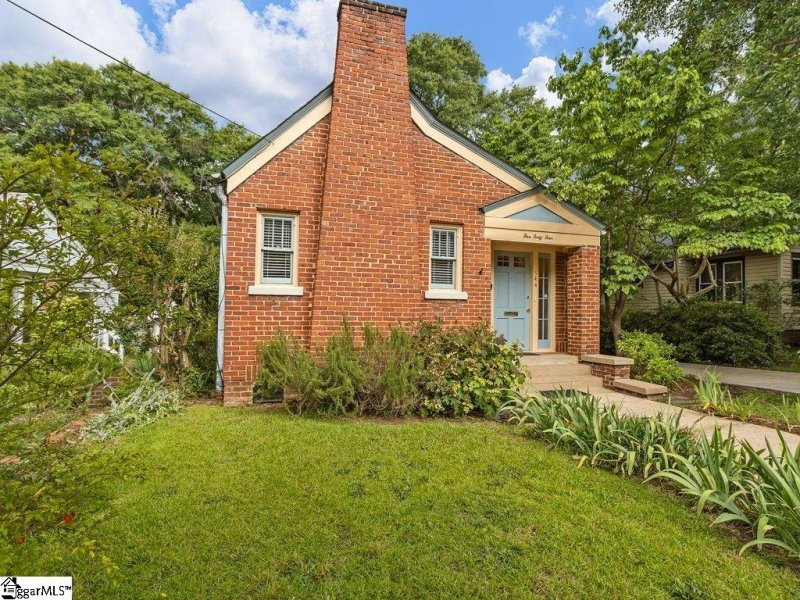 Property image 3 at 544 Pinckney Court, Spartanburg, SC 29306-3387