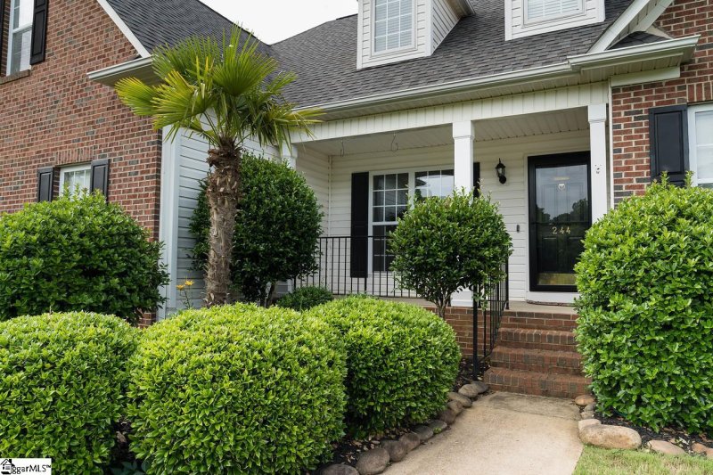 Property image 2 at 244 Kingsley Park Drive, Moore, SC 29369