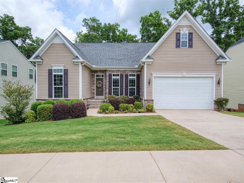 113 Hedge Rose Court