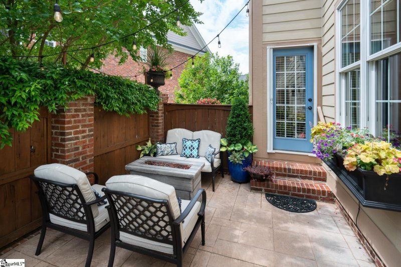 Property image 4 at 306 St. Helena Court, Greenville, SC 29607