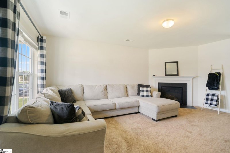 Property image 4 at 831 MARKHAM Circle, Moore, SC 29369