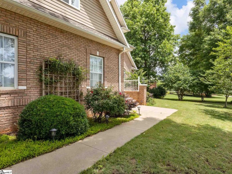 Property image 4 at 508 Boat House Court, Inman, SC 29349