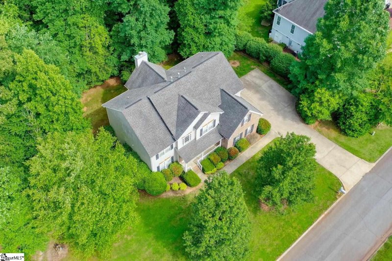 Property image 3 at 107 Warren Drive, Easley, SC 29640