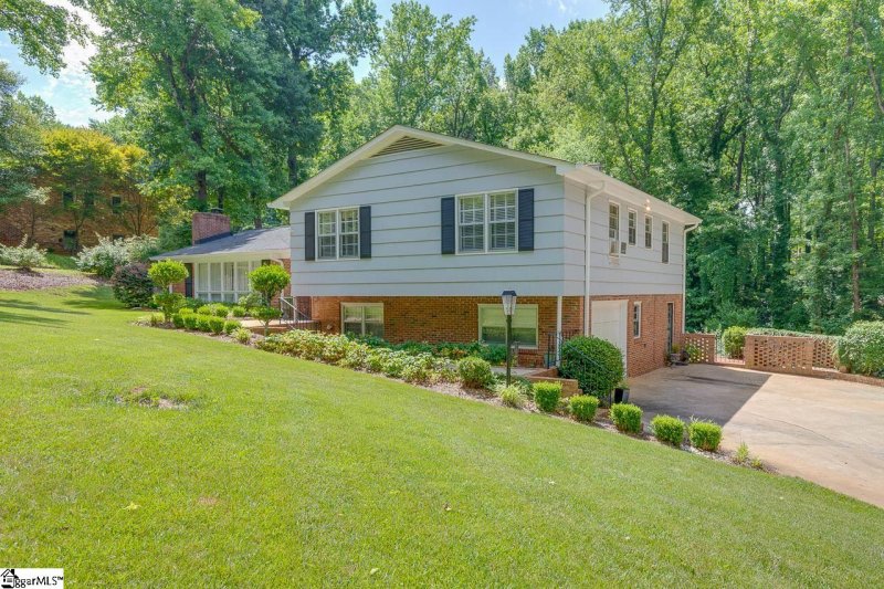 Property image 2 at 111 Dreamland Way, Greenville, SC 29609