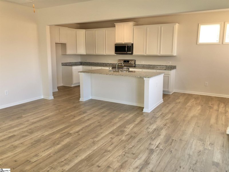 Property image 5 at 4 Corsica Court, Simpsonville, SC 29681