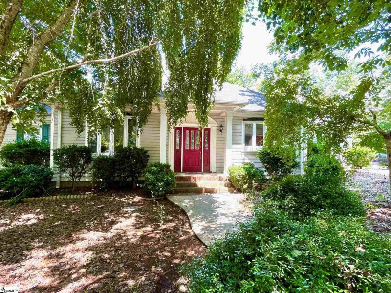 Property image 2 at 111 Beacon Ridge Circle, Salem, SC 29676