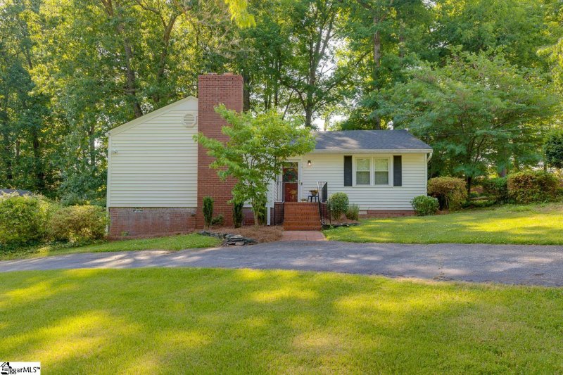 34 Brookside Circle