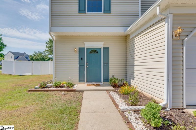 Property image 4 at 101 Sentry Way, Simpsonville, SC 29680