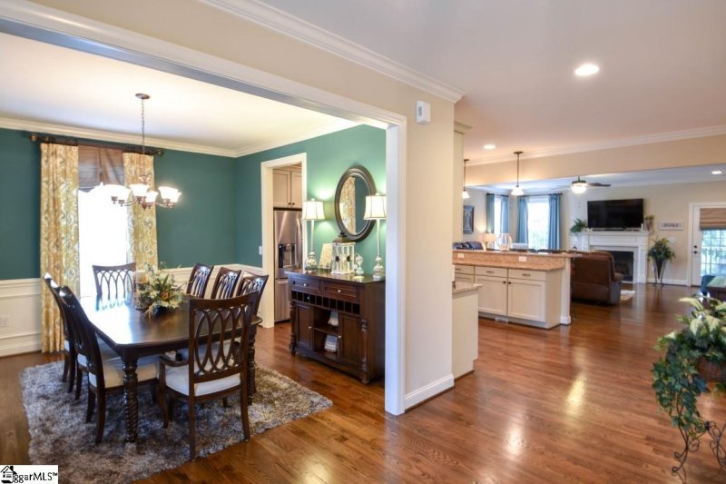 Property image 3 at 6 Setting Sun Lane, Travelers Rest, SC 29690