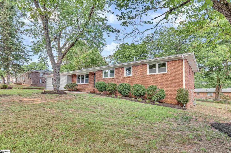 Property image 3 at 117 Parkdale Drive, Greenville, SC 29611