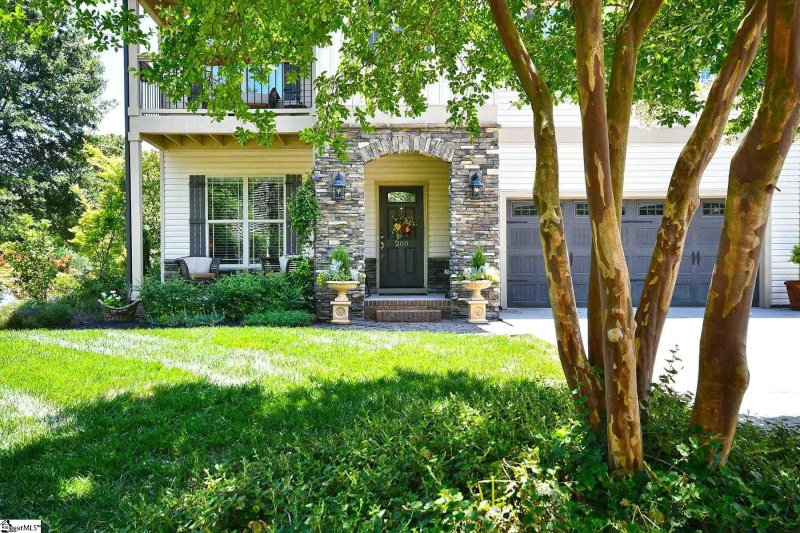 Property image 3 at 200 Battery Boulevard, Greenville, SC 29615