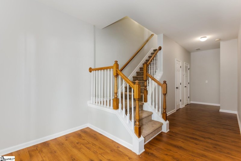 Property image 3 at 414 Woodbark Court, Mauldin, SC 29662