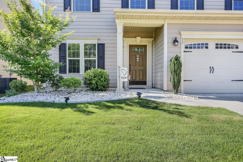 Property image 3 at 17 Fawn Hill Drive, Simpsonville, SC 29681-8065