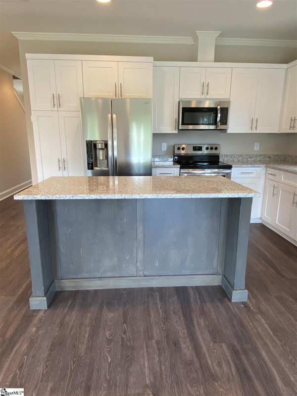 Property image 3 at 213 Long Grove Lane, Greer, SC 29650