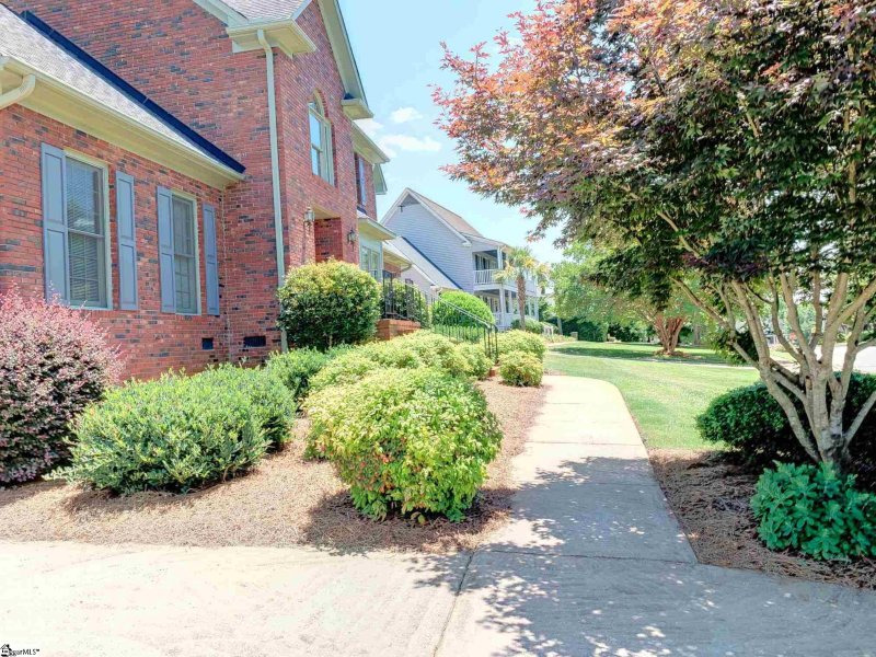 Property image 2 at 106 Grayson Drive, Travelers Rest, SC 29690