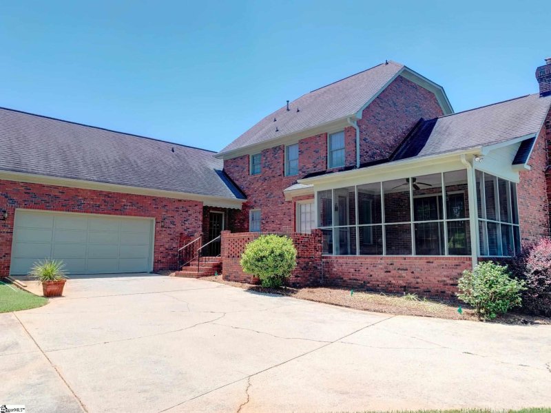 Property image 5 at 106 Grayson Drive, Travelers Rest, SC 29690