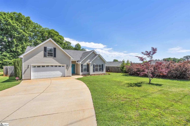 Property image 2 at 508 Reid School Road, Taylors, SC 29687