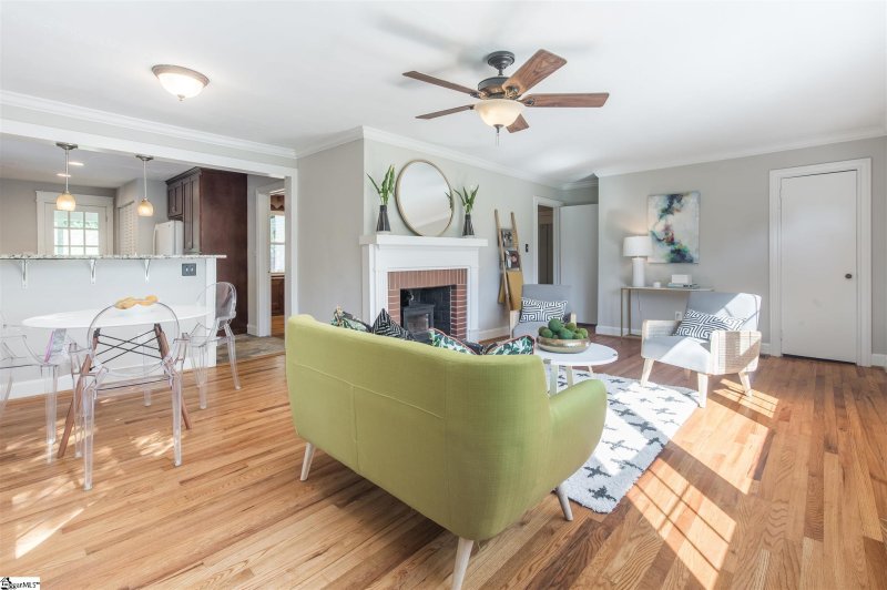 Property image 4 at 7 Kirkwood Lane, Greenville, SC 29607