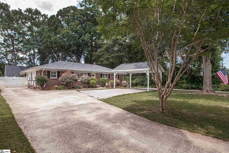 Property image 3 at 123 Wilbon Circle, Simpsonville, SC 29681