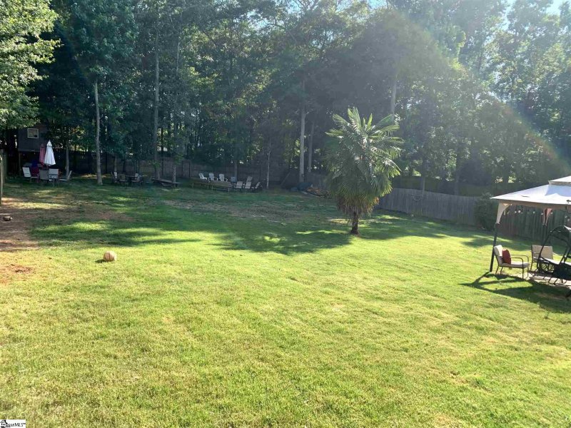 Property image 3 at 413 Scarlet Oak Drive, Fountain Inn, SC 29644