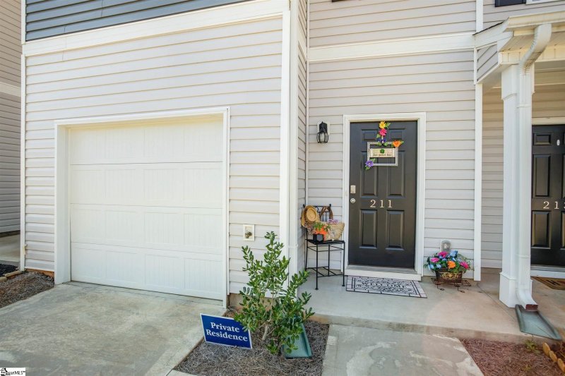 Property image 3 at 211 Northridge Court, Easley, SC 29642