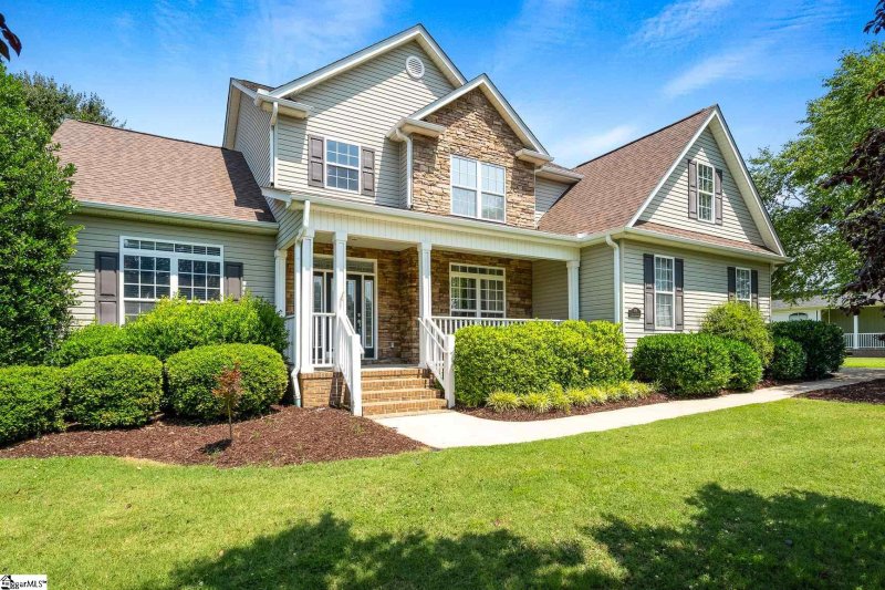 Property image 2 at 606 Dills Farm Way, Greer, SC 29651