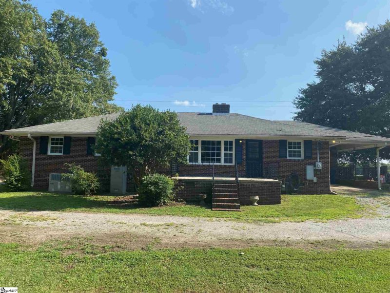 Property image 2 at 615 Cross Anchor Road, Woodruff, SC 29388