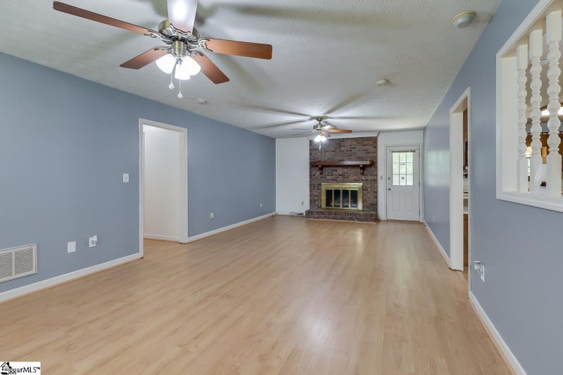 Property image 5 at 113 Wyatt Oaks Court, Easley, SC 29642