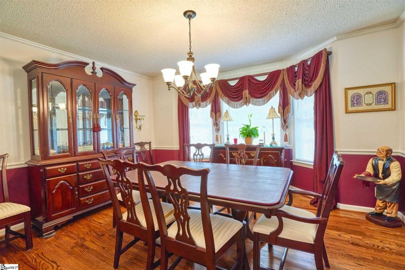 Property image 2 at 105 Brooke Lee Circle, Taylors, SC 29687