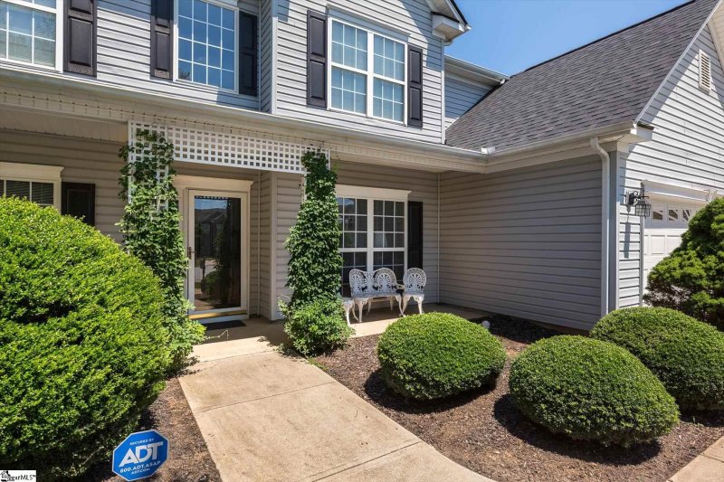 Property image 4 at 3 Coral Bell Court, Simpsonville, SC 29681