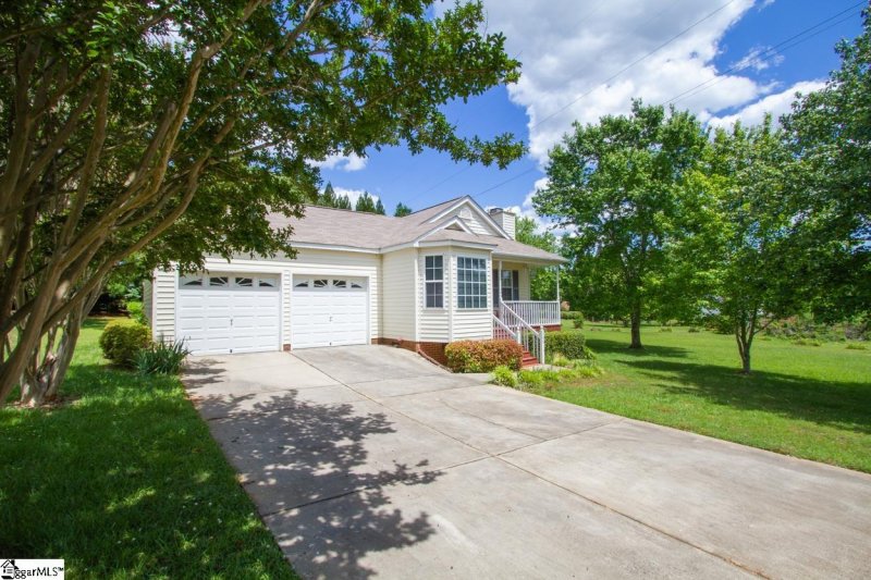 Property image 2 at 135 Kelly Lane, Easley, SC 29642