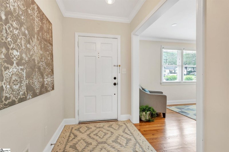 Property image 5 at 101 Batesview Drive, Greenville, SC 29607