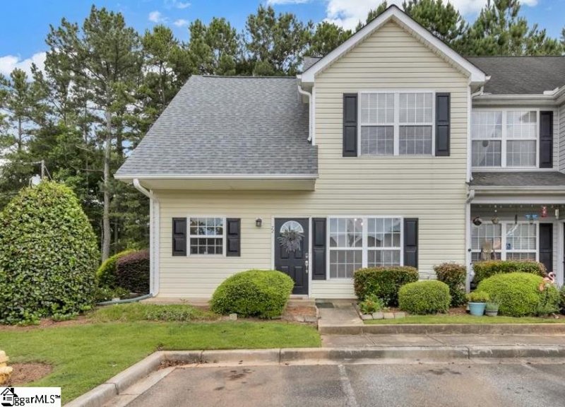 72 Ridgestone Circle