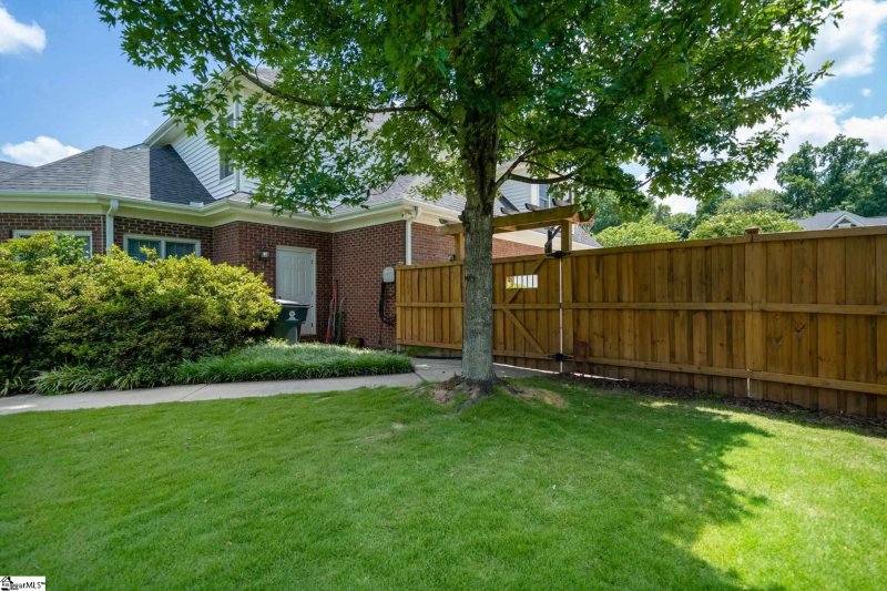 Property image 3 at 216 Huddersfield Drive, Simpsonville, SC 29681