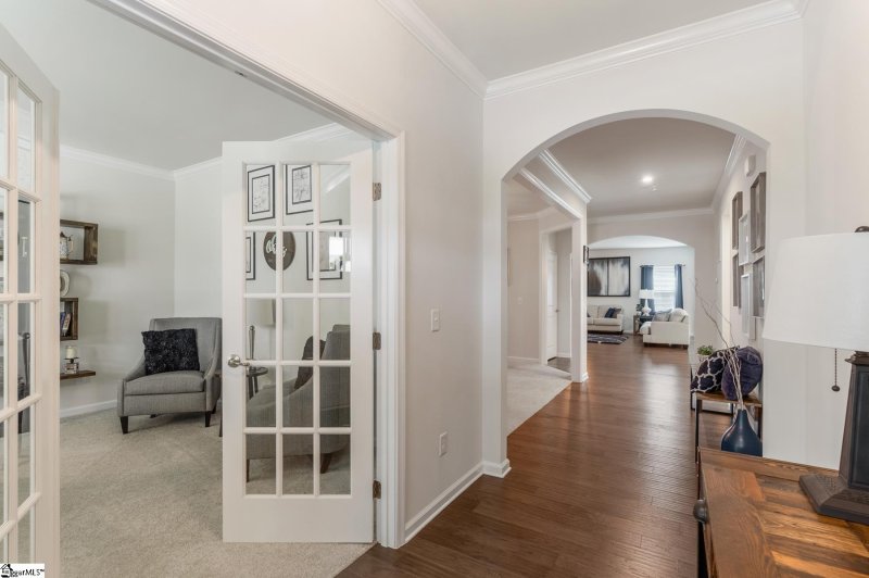Property image 2 at 104 Waters Run Lane, Simpsonville, SC 29681