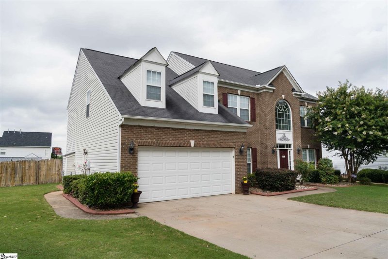 Property image 3 at 724 Gloria Court, Boiling Springs, SC 29316-6227