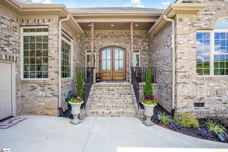 Property image 2 at 42 Enoree Farm Way, Taylors, SC 29687