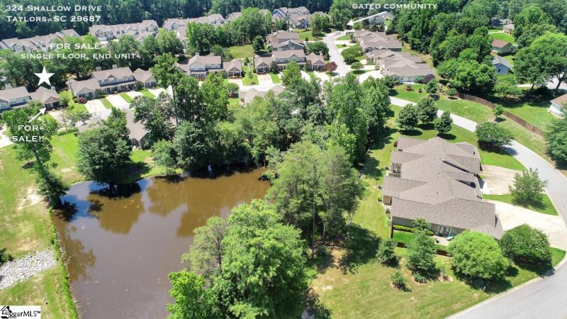 Property image 3 at 324 Shallow Drive, Taylors, SC 29687