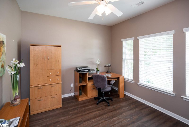 Property image 5 at 10 Echo Valley Drive, Taylors, SC 29687